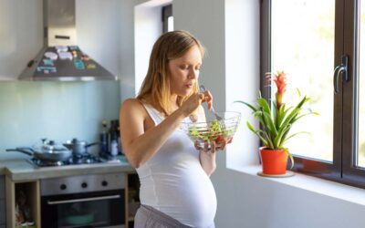 Your Complete Nutrition Guide: From Family Planning to Postpartum